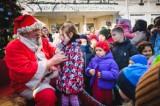 Дядо Коледа раздаде подаръци в Медицински университет - Варна